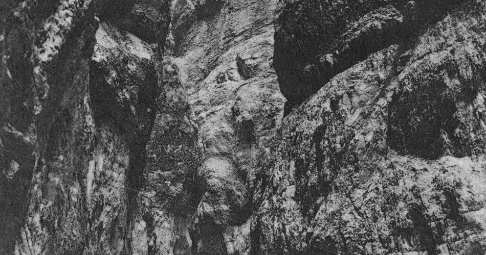 Blick auf eine historische Ansichtskarte der Partnachklamm | © Markt Garmisch-Partenkirchen